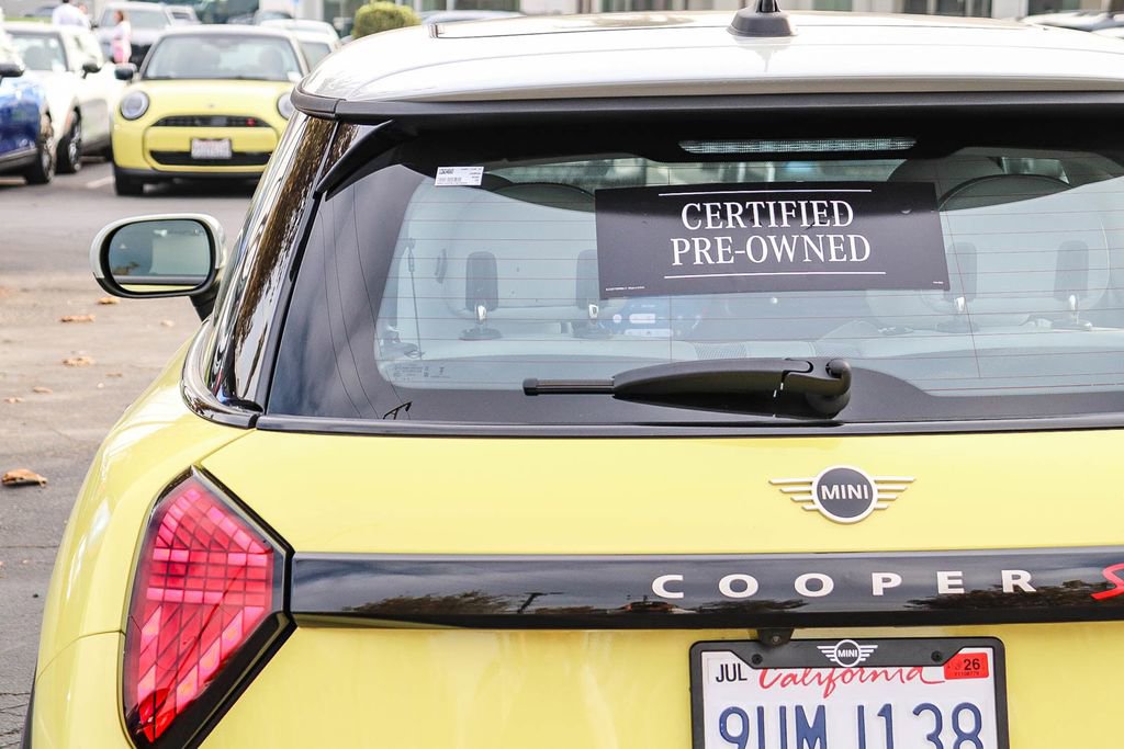 Used 2025 MINI Cooper S image 9