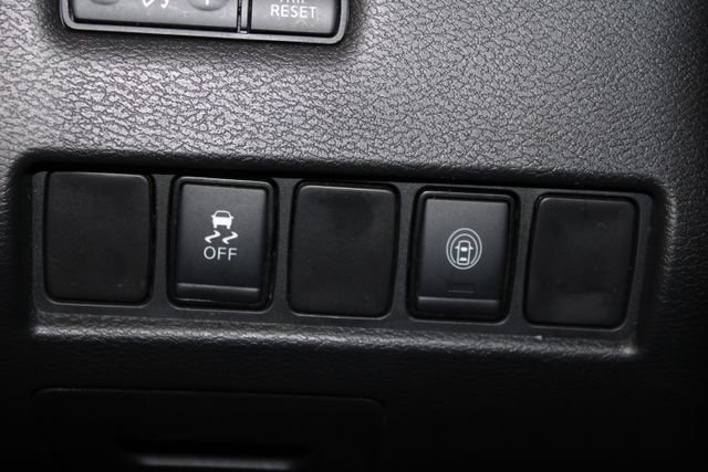 Used 2020 Nissan Murano S w/ Technology Package AWD/4WD image 17