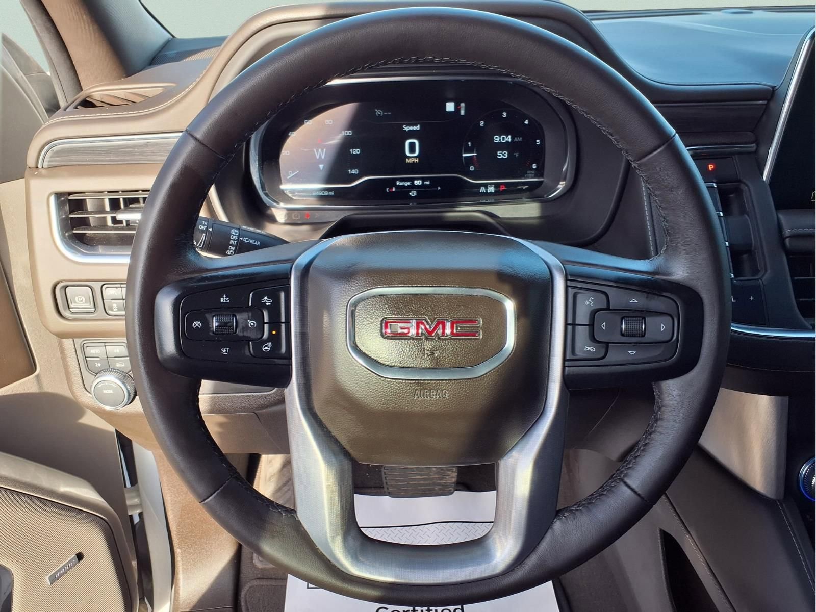 Used 2022 GMC Yukon SLT w/ SLT Premium Package image 11