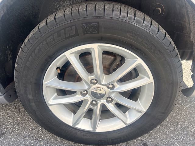 Used 2019 Dodge Grand Caravan SXT FWD image 19