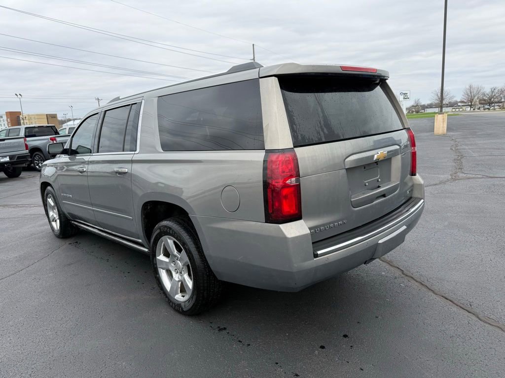 Used 2018 Chevrolet Suburban Premier image 3
