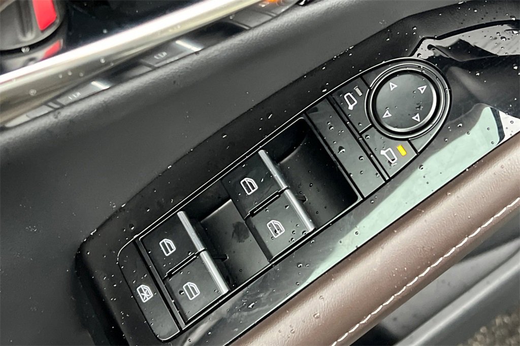 Certified 2025 MAZDA CX-30 AWD 2.5 S w/ Premium Package image 14