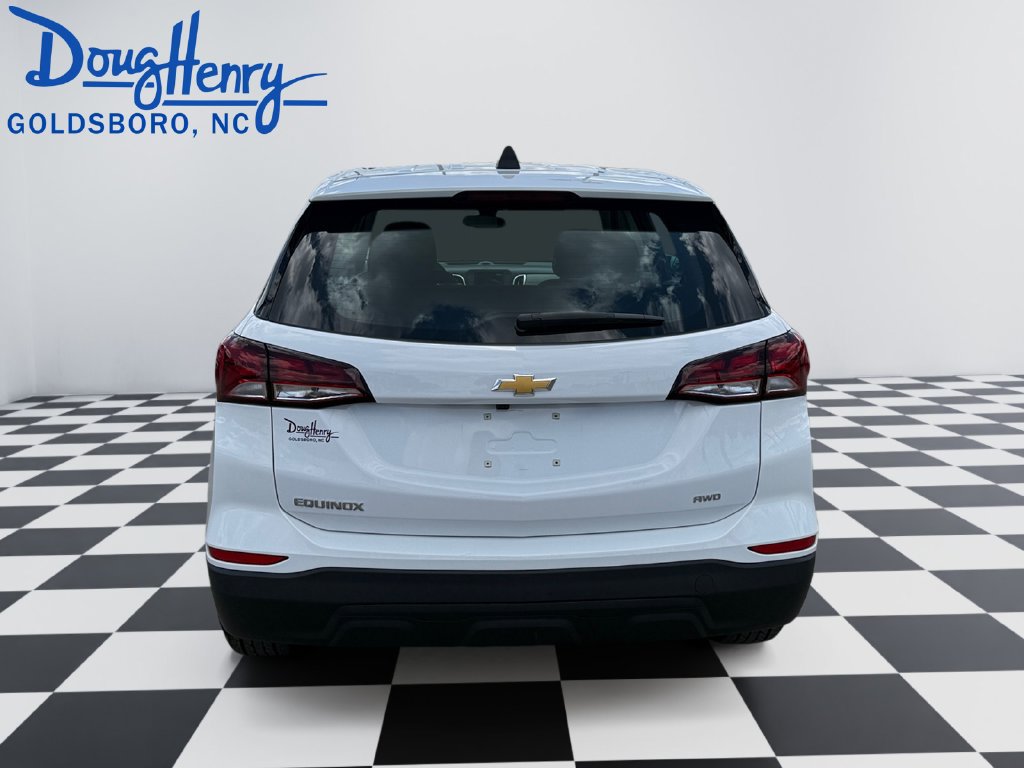 Used 2023 Chevrolet Equinox LS w/ LPO, Floor Liner Package AWD/4WD image 4