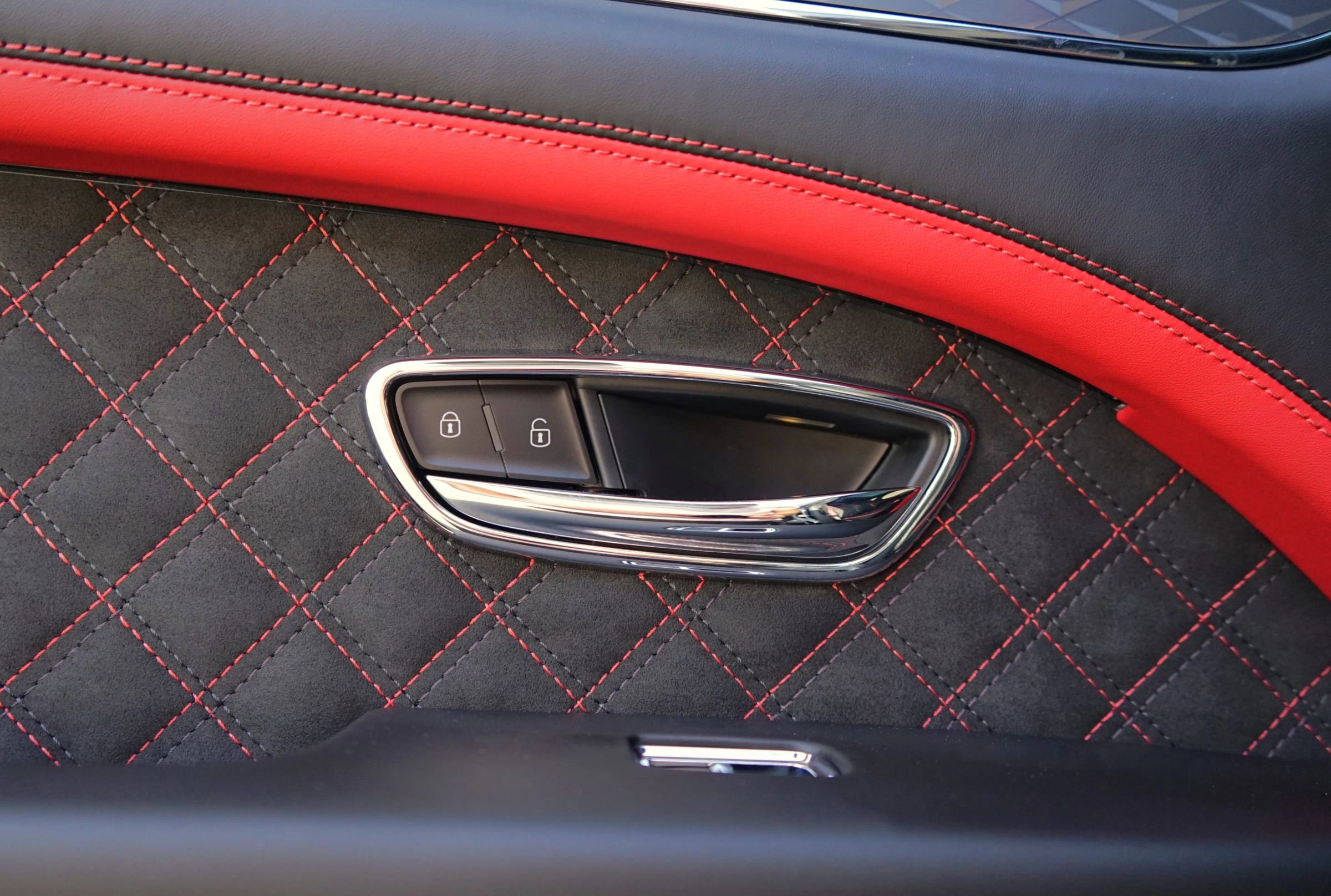 Used 2021 Bentley Bentayga Speed image 13