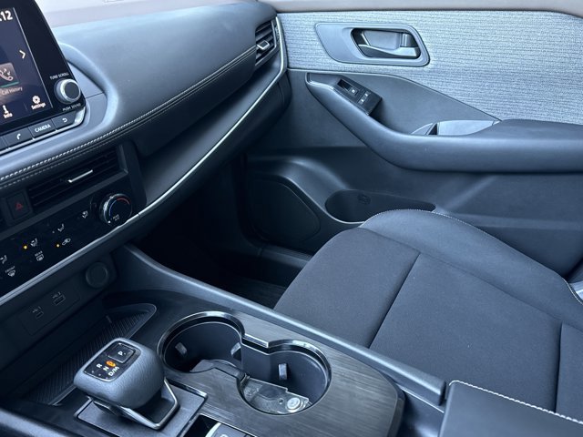Certified 2023 Nissan Rogue S FWD image 18