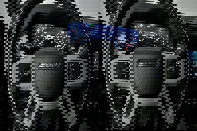 Used 2021 Land Rover Defender 110 image 23