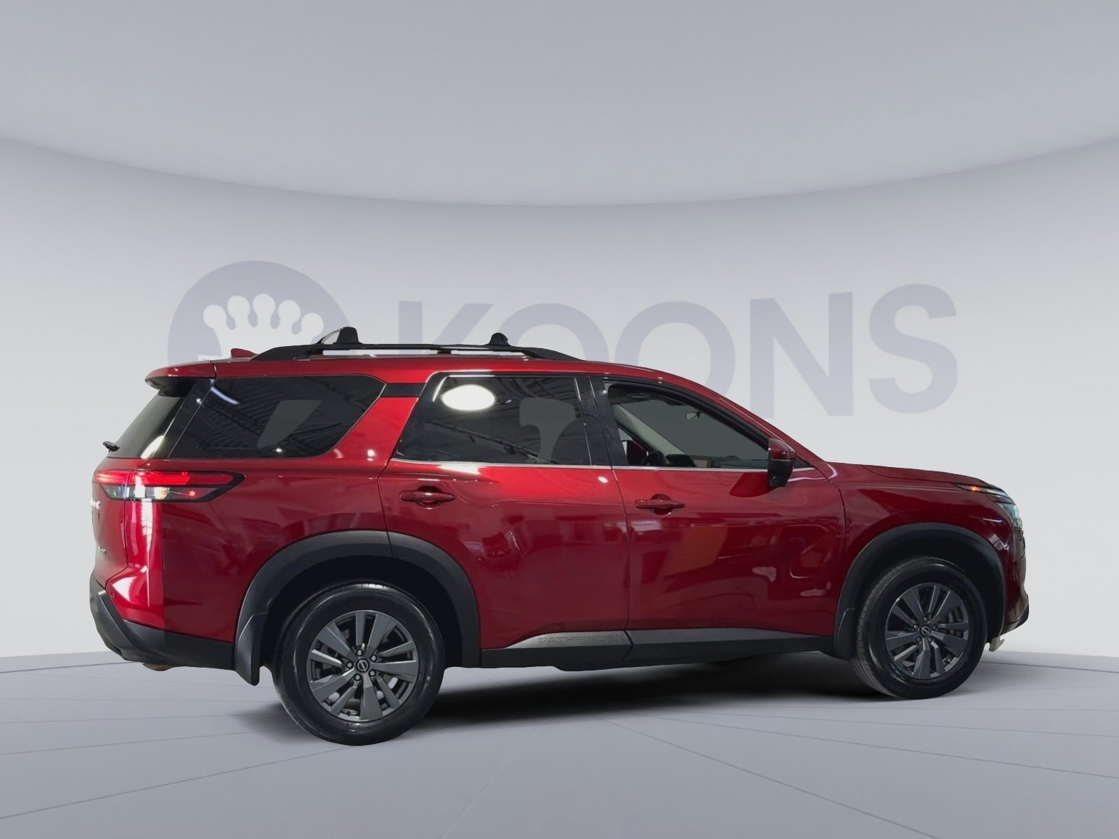 Used 2023 Nissan Pathfinder SV image 12