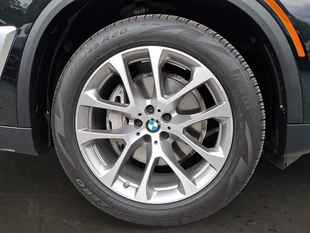 Used 2024 BMW X5 xDrive40i w/ Premium Package AWD/4WD image 9