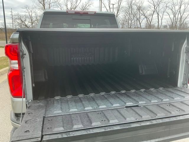 Used 2024 Chevrolet Silverado 1500 High Country w/ High Country Premium Package image 11