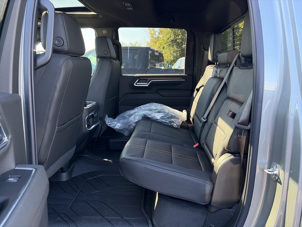 New 2026 Chevrolet Silverado 3500 High Country w/ High Country Premium Package AWD/4WD image 26