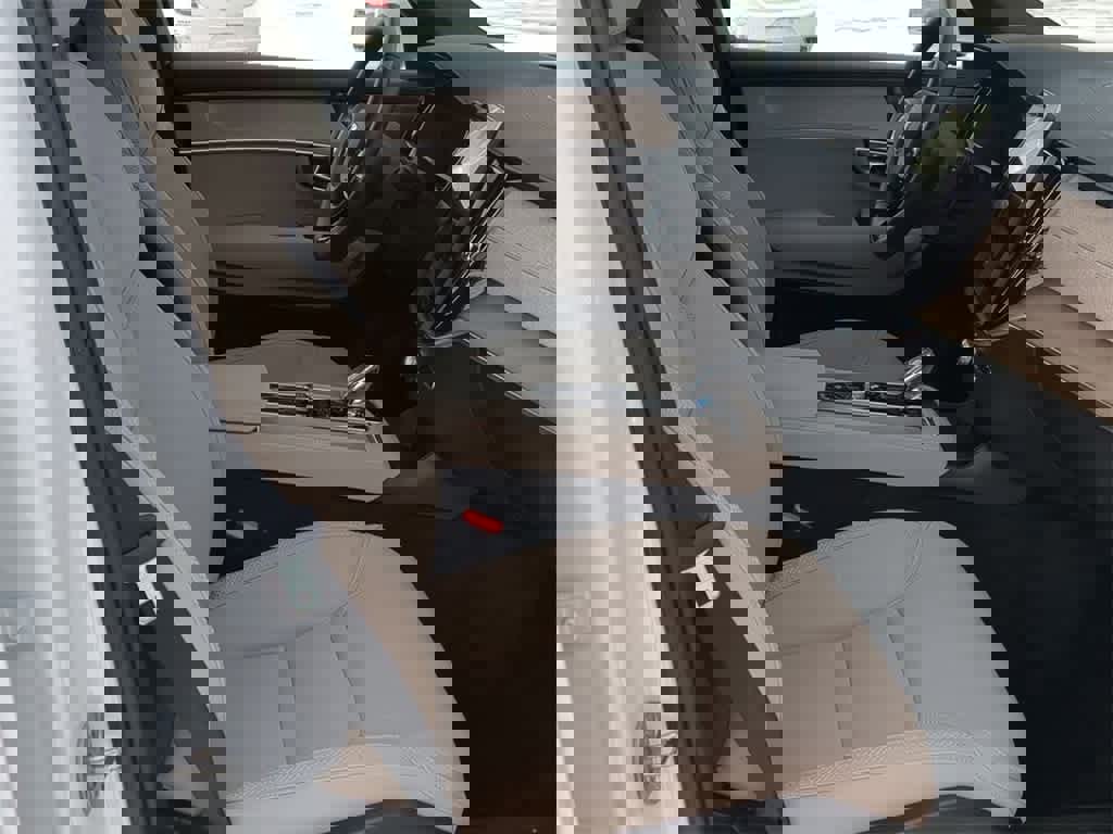 Certified 2026 Volvo XC90 B6 Plus w/ Protection Package Premier image 20