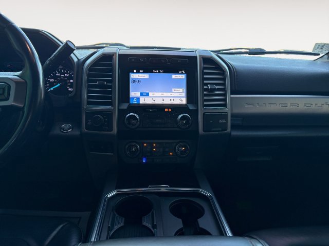 Used 2019 Ford F250 Platinum w/ FX4 Off-Road Package AWD/4WD image 11