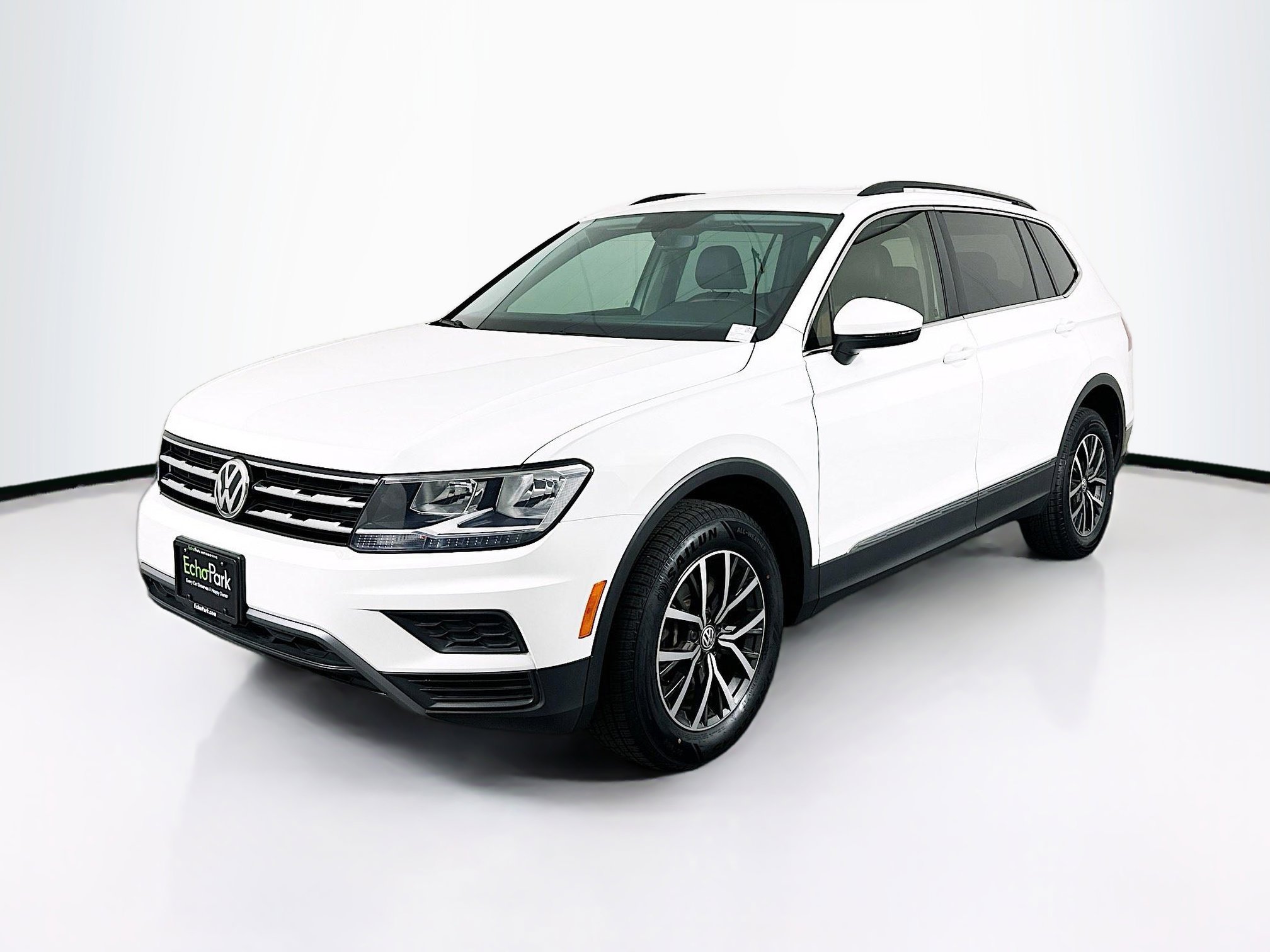 Used 2018 Volkswagen Tiguan SE FWD image 3