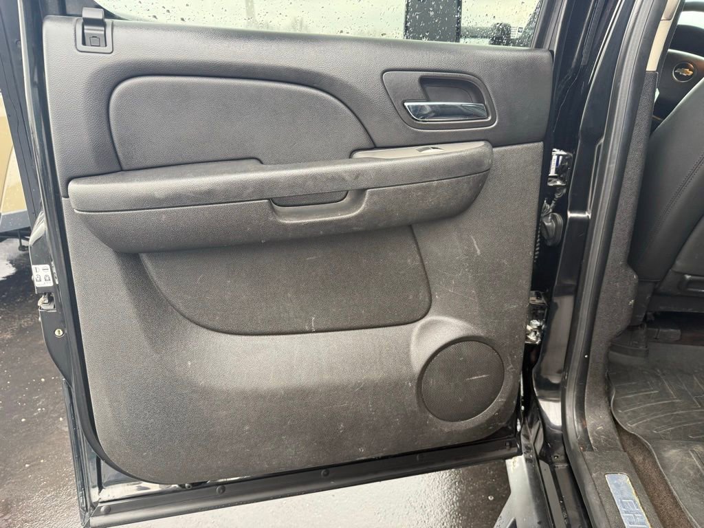 Used 2013 Chevrolet Silverado 2500 LTZ w/ LTZ Plus Package image 11