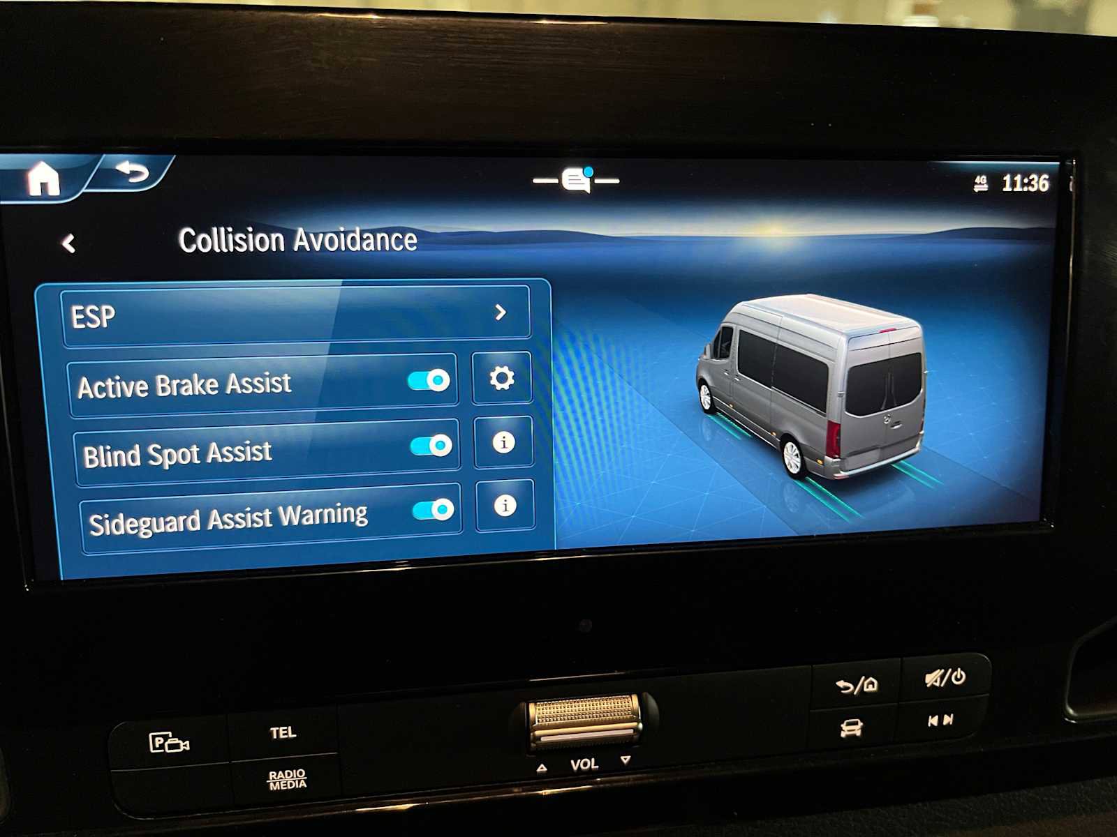 Used 2025 Mercedes-Benz Sprinter 2500 image 31