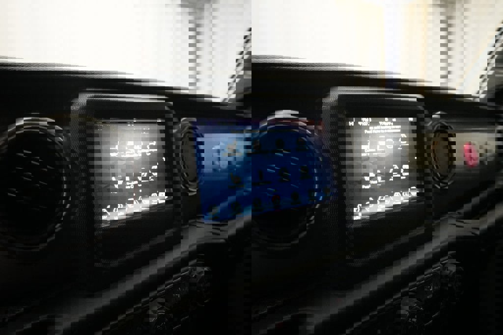 Used 2022 Jeep Wrangler Unlimited Sport image 6