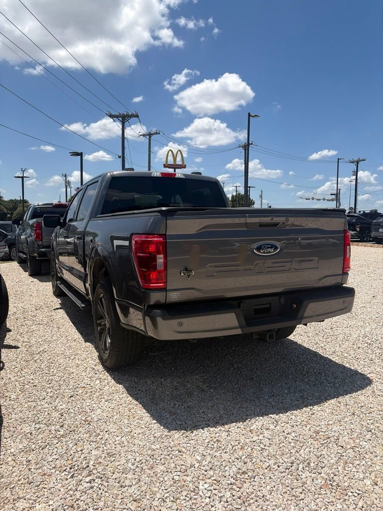 Used 2022 Ford F150 XLT w/ Equipment Group 302A High RWD image 5