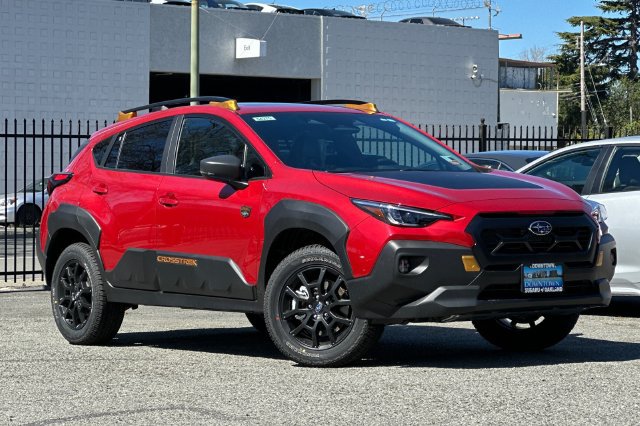 Used 2026 Subaru Crosstrek 2.5i Wilderness w/ Crosstrek Mirror Package AWD/4WD image 2