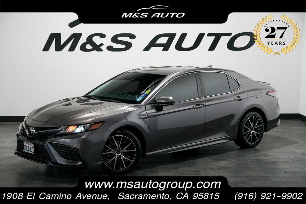 Used 2021 Toyota Camry SE