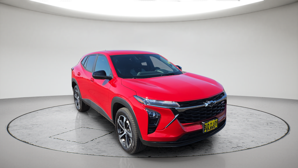New 2026 Chevrolet Trax RS FWD image 2