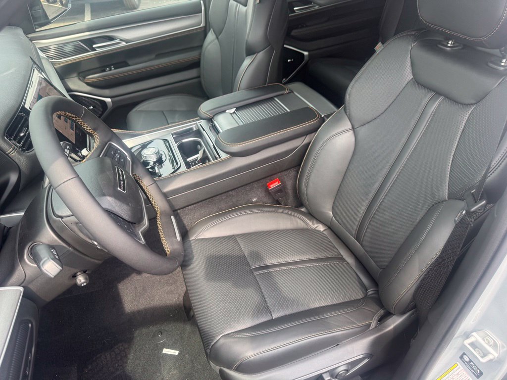 New 2026 Jeep Grand Wagoneer 4WD image 14
