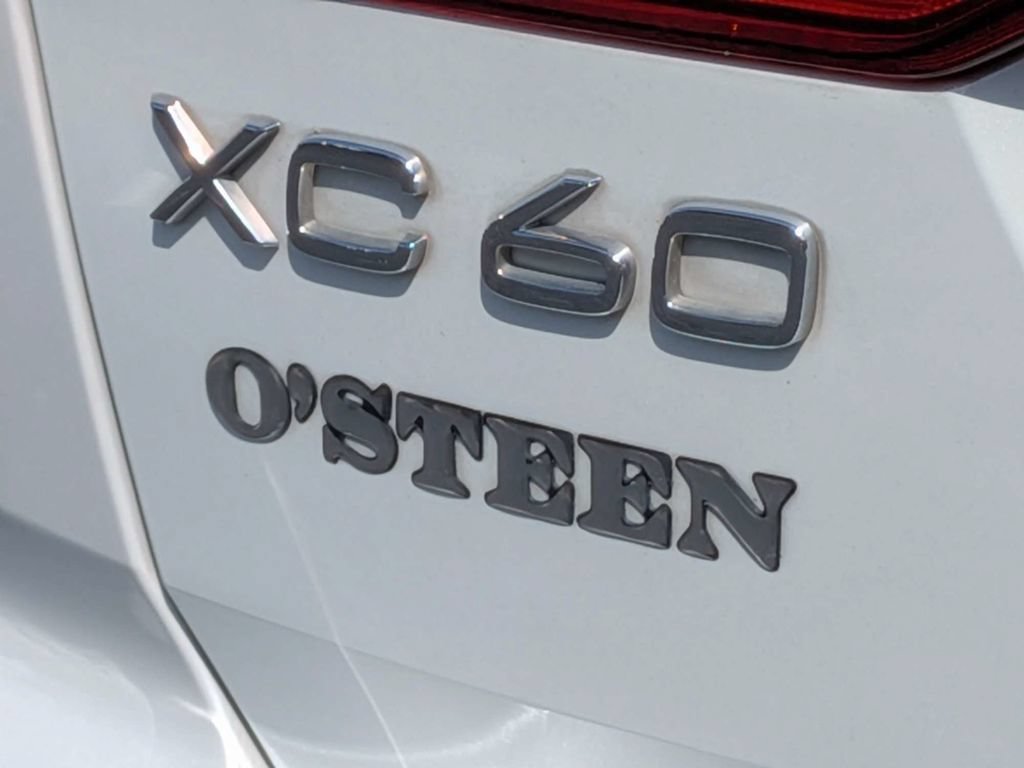 Used 2019 Volvo XC60 T8 R-Design w/ Protection Package Premier AWD/4WD image 13