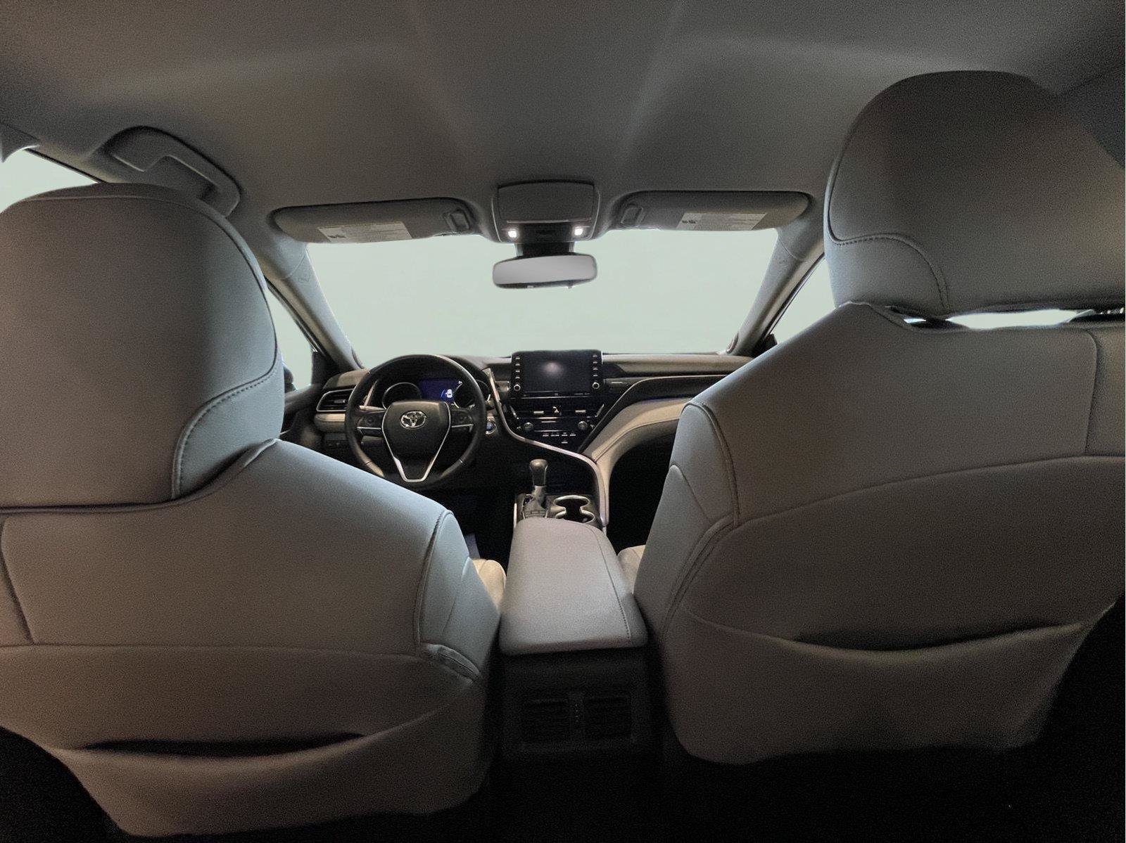 Used 2023 Toyota Camry XLE w/ Navigation Package FWD image 19