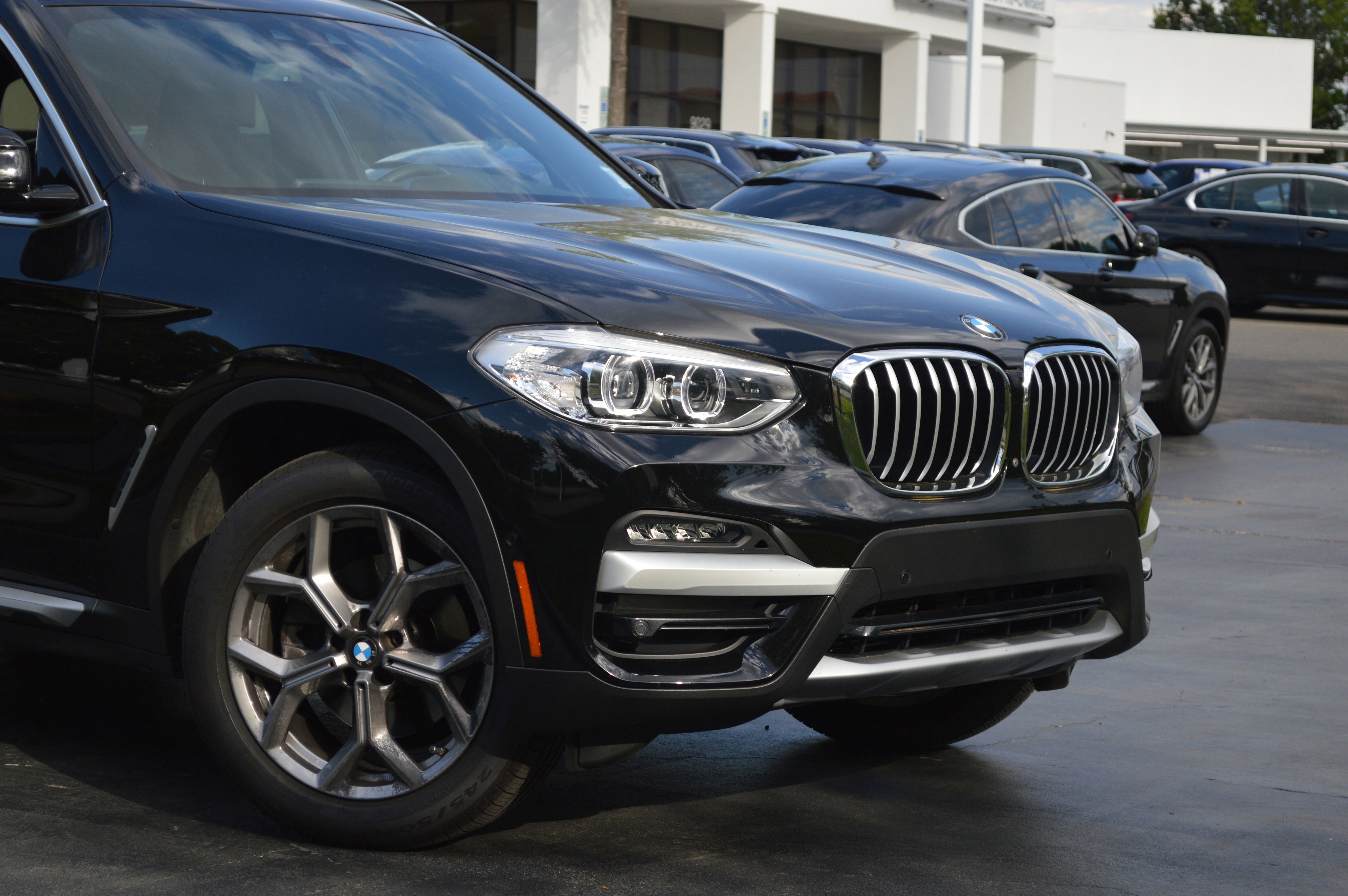 Used 2021 BMW X3 sDrive30i RWD image 2