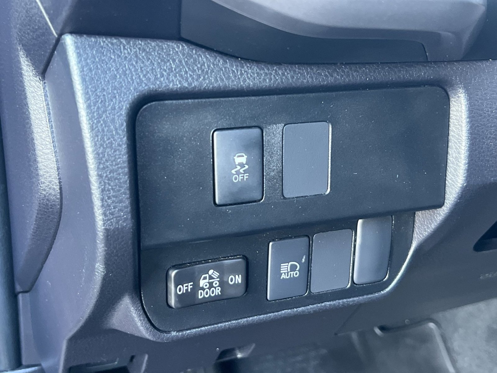 Used 2022 Toyota Tacoma SR5 image 29