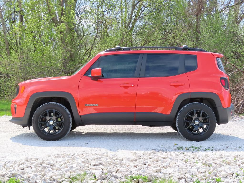 Used 2019 Jeep Renegade Latitude AWD/4WD image 20