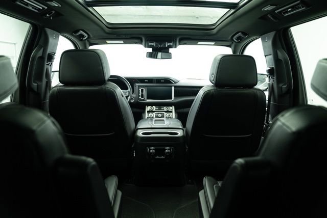 Used 2023 GMC Yukon XL Denali image 24