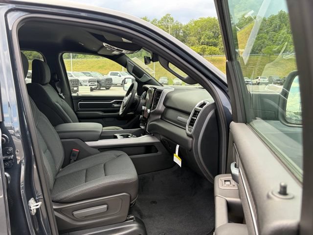 New 2026 RAM 1500 Big Horn AWD/4WD image 40
