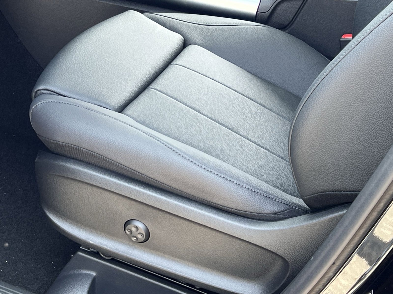 New 2026 Mercedes-Benz GLA 250 4MATIC image 12