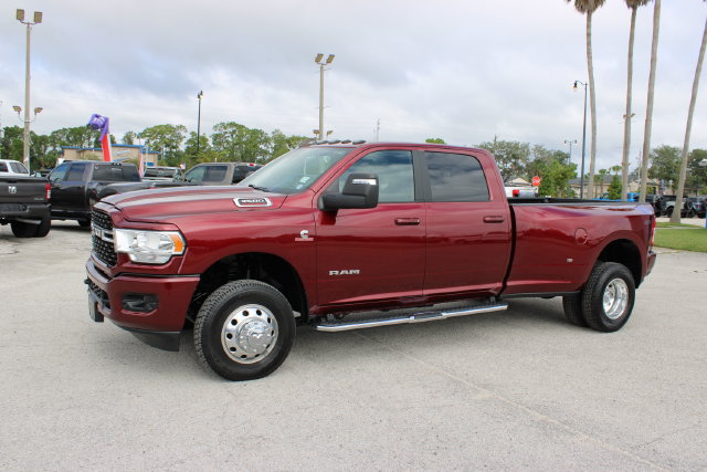 Used 2024 RAM 3500 Big Horn w/ Sport Appearance Package AWD/4WD image 5