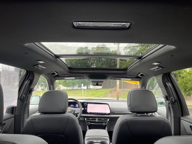 Used 2026 Chevrolet Traverse High Country w/ LPO, Floor Liner Package AWD/4WD image 48