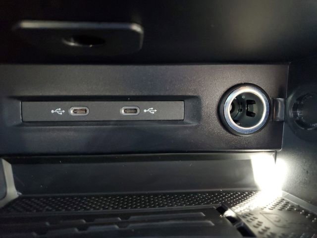 New 2026 Volkswagen Taos SE image 22