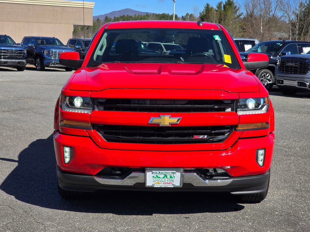 Used 2017 Chevrolet Silverado 1500 LT w/ All Star Edition image 13