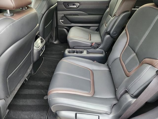 Certified 2025 Nissan Armada SL w/ Captain's Chari Seat Package image 24