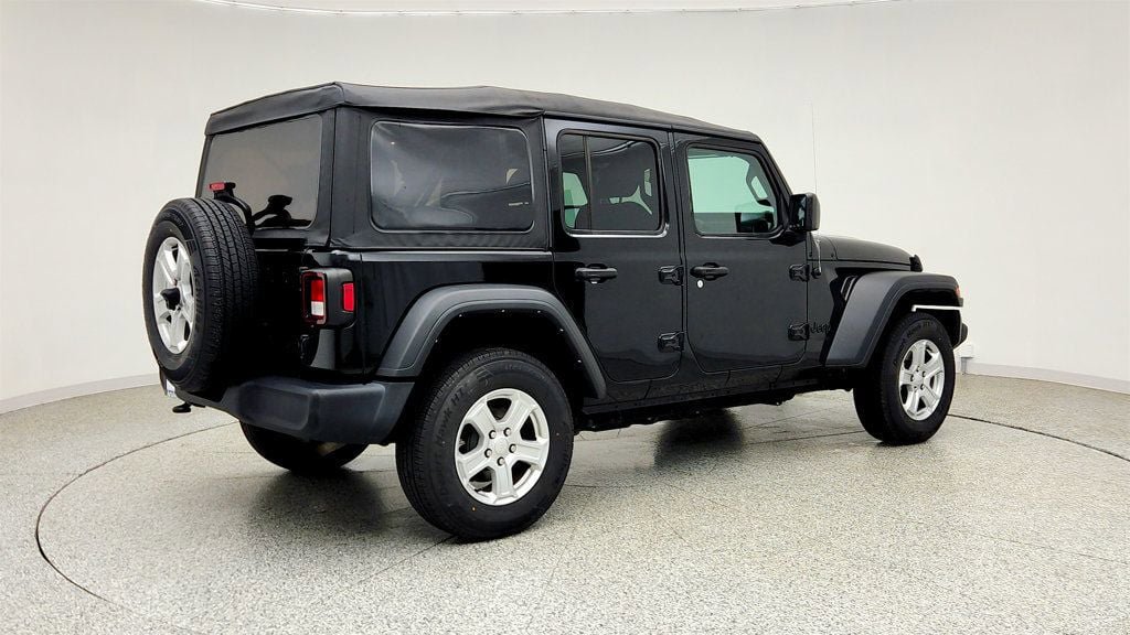 Used 2022 Jeep Wrangler Unlimited Sport AWD/4WD image 5