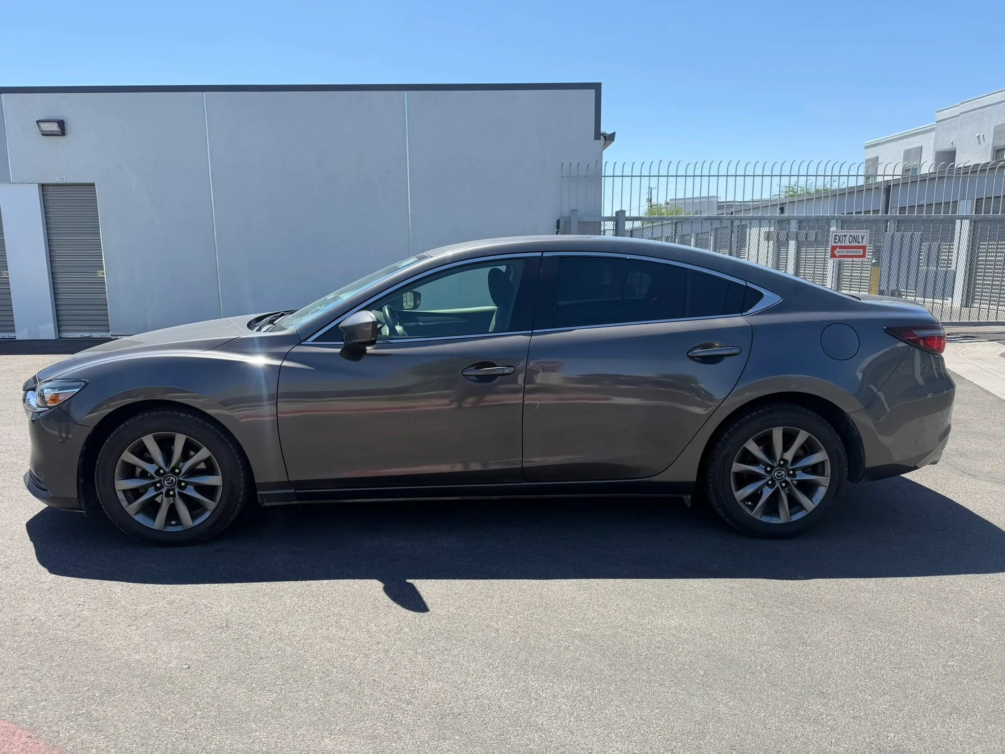 Used 2018 MAZDA MAZDA6 Sport FWD image 3