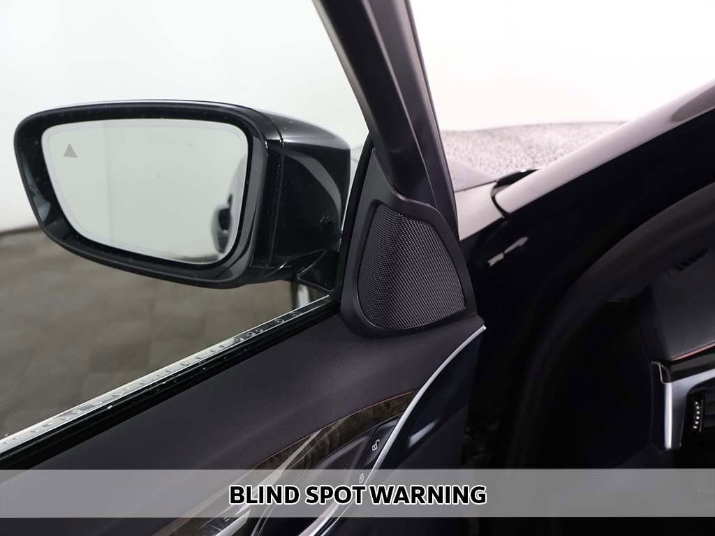 Used 2023 BMW 530i xDrive w/ Convenience Package image 5