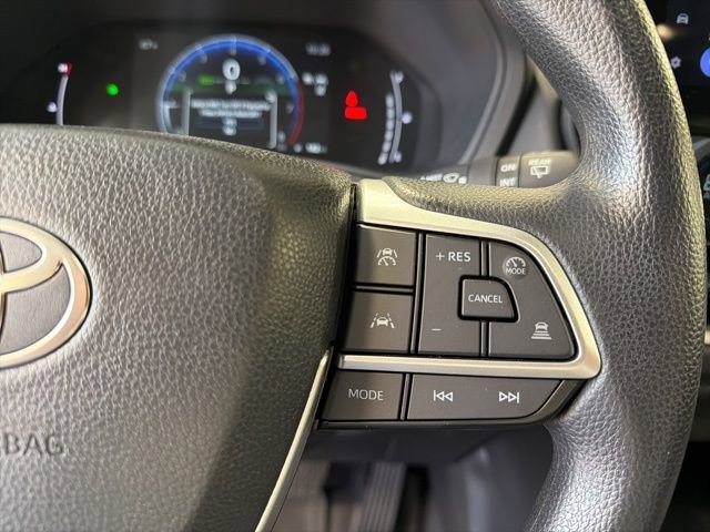 Used 2025 Toyota Grand Highlander FWD image 13