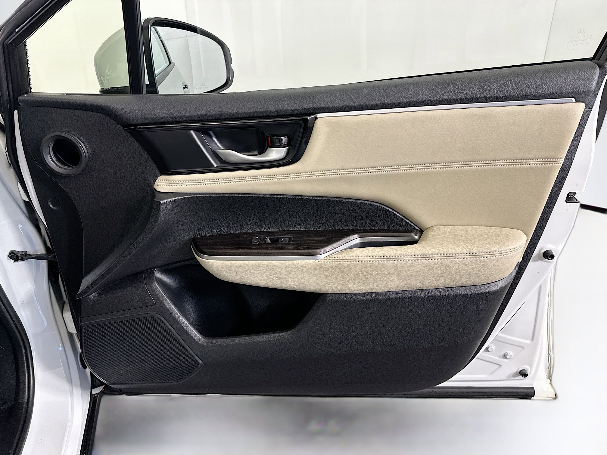 Used 2018 Honda Clarity Sedan image 30