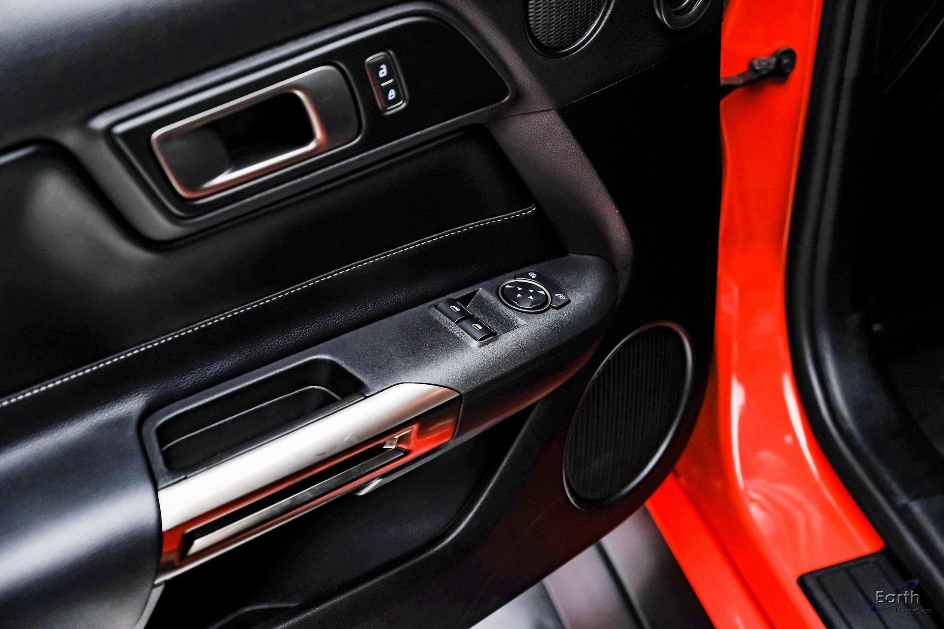 Used 2022 Ford Mustang Shelby GT500 w/ Technology Package image 85