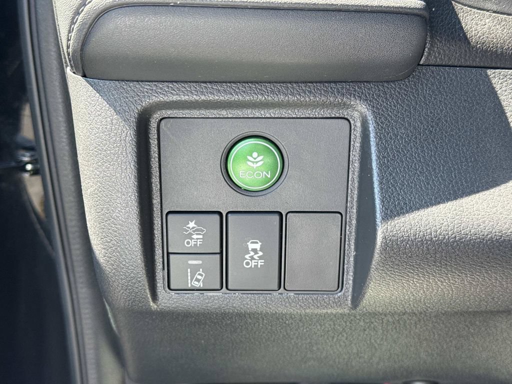 Used 2021 Honda HR-V EX image 17
