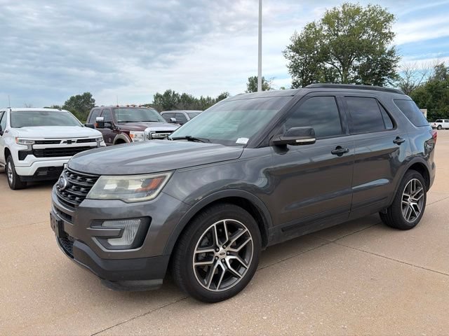 Used 2016 Ford Explorer Sport w/ Equipment Group 401A AWD/4WD image 6