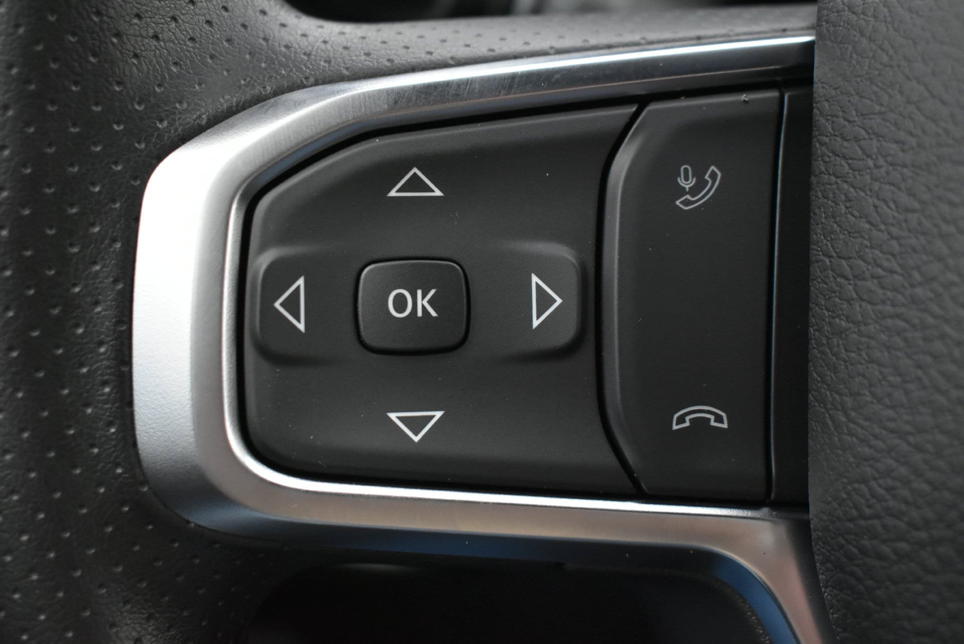 New 2027 RAM 1500 Express AWD/4WD image 18