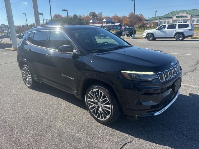 Used 2022 Jeep Compass Limited w/ Elite Group image 8