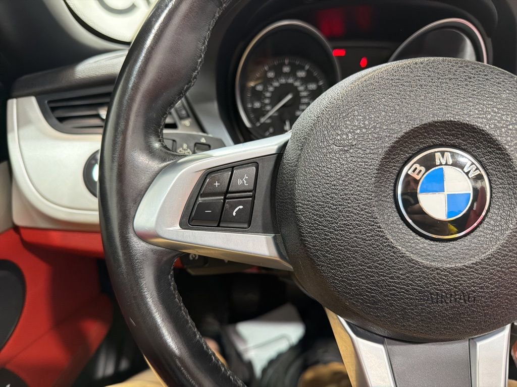 Used 2012 BMW Z4 sDrive28i RWD image 21
