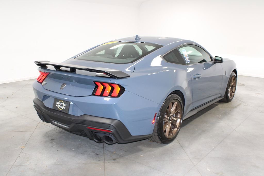 Used 2025 Ford Mustang Dark Horse image 9